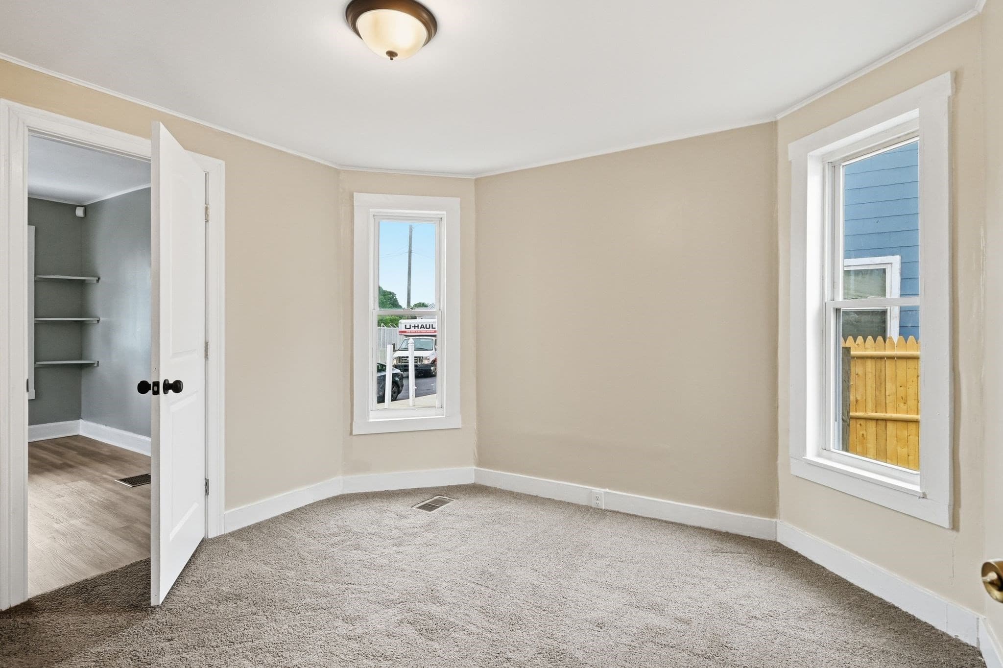 Single Family Residence at 52 Lebanon St, Springfield MA 01109, Springfield, photo 11 of 42