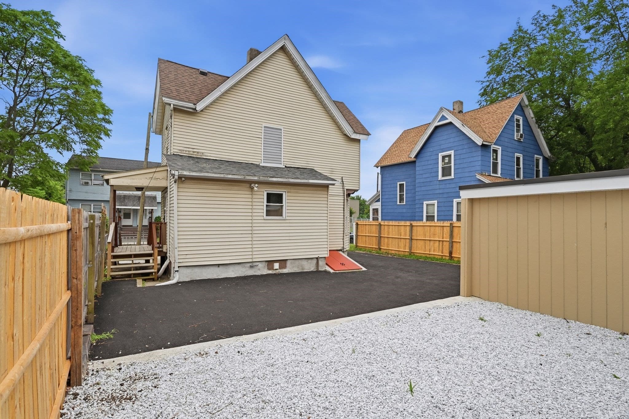 Single Family Residence at 52 Lebanon St, Springfield MA 01109, Springfield, photo 40 of 42
