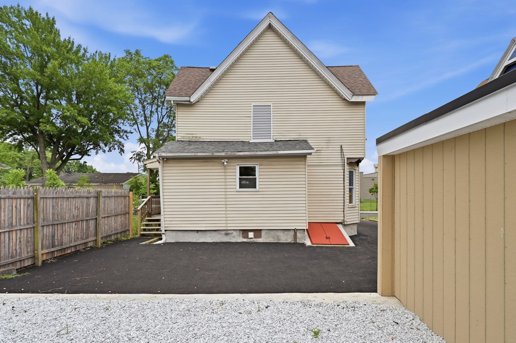 Single Family Residence at 52 Lebanon St, Springfield MA 01109, Springfield, photo 39 of 42