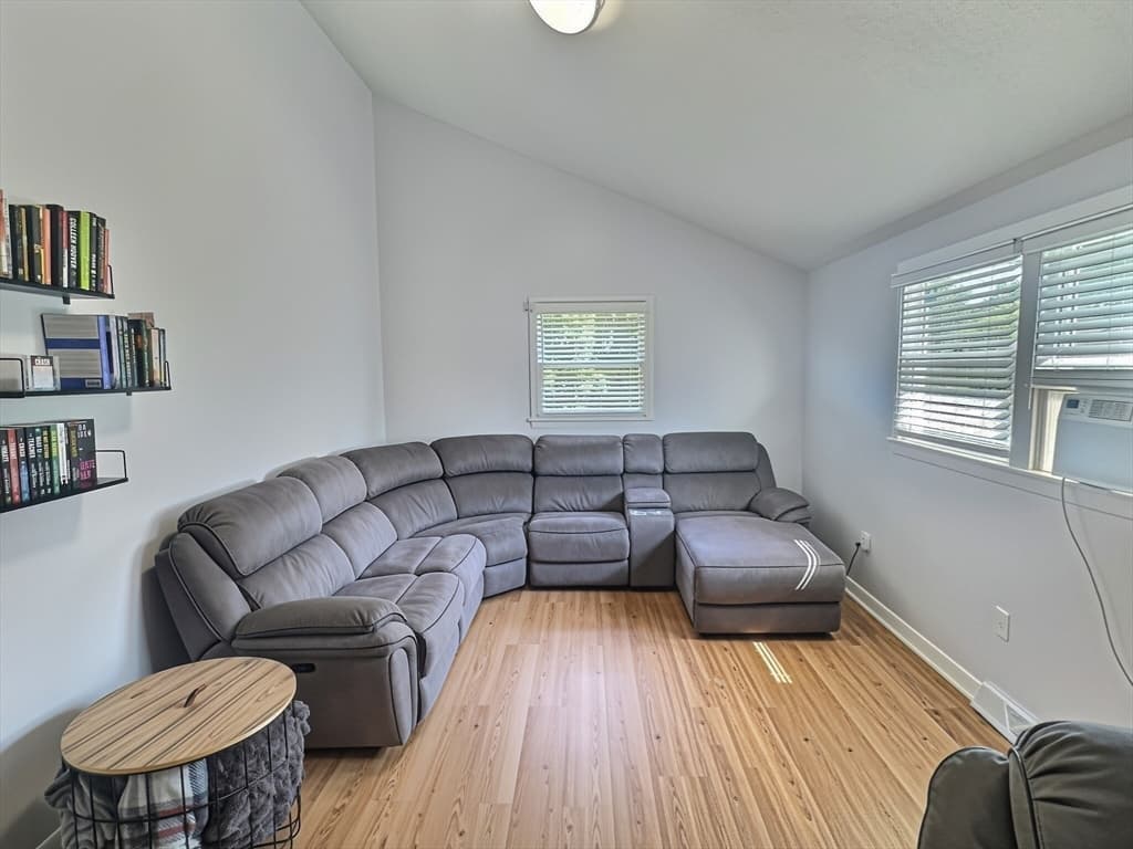2 Mcfarlin Rd, Carver MA 02330 photo 13