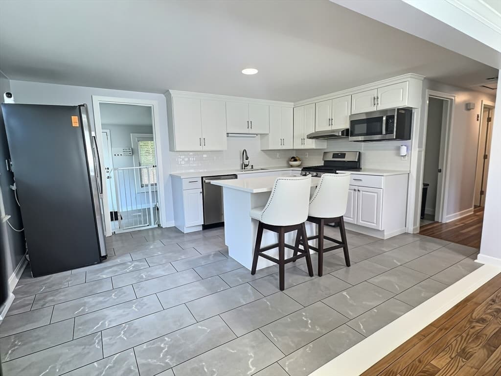 2 Mcfarlin Rd, Carver MA 02330 photo 8