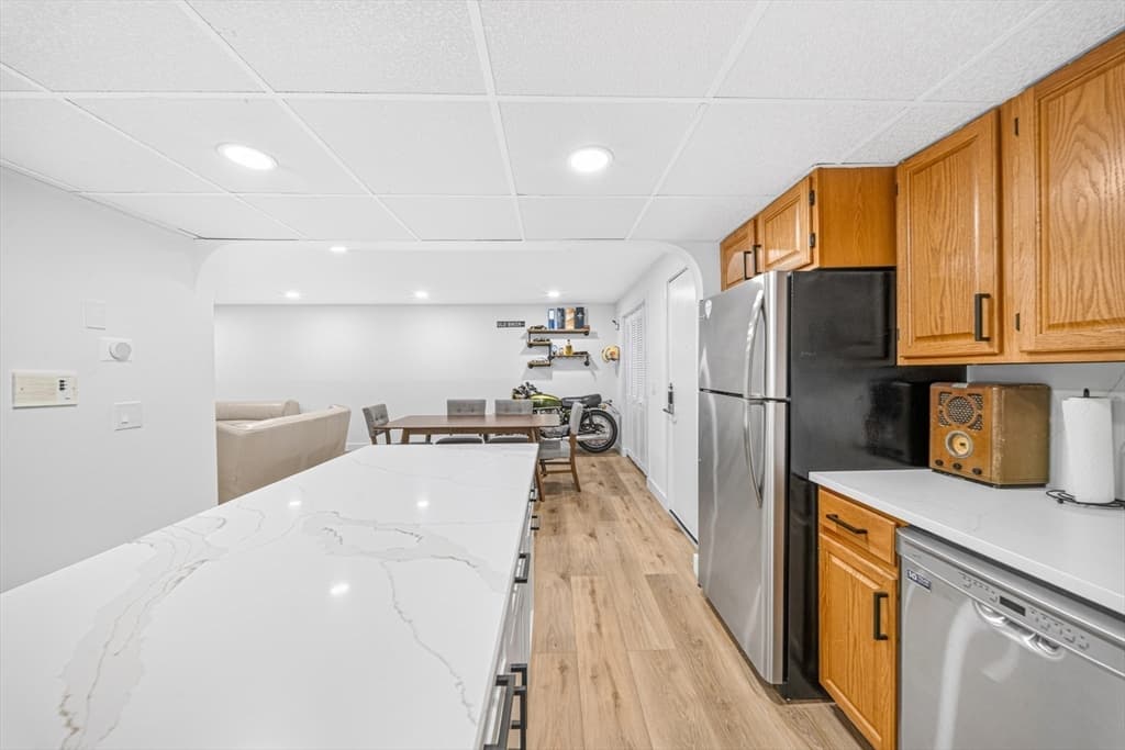 11 Shadowbrook Ln # 22, Milford MA 01757 photo 4