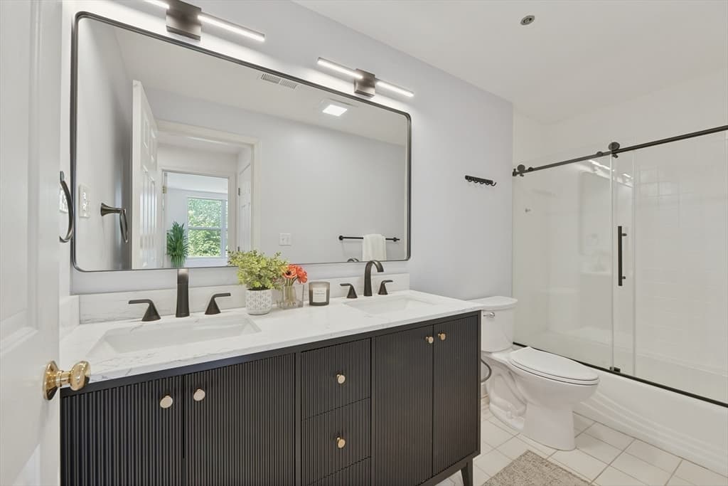 110 Coolidge Hill Rd # 2, Watertown MA 02472 photo 12