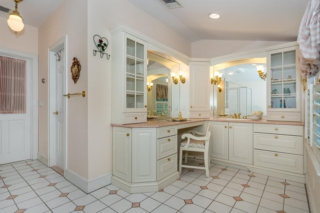 480 York Street, Canton MA 02021 photo 27