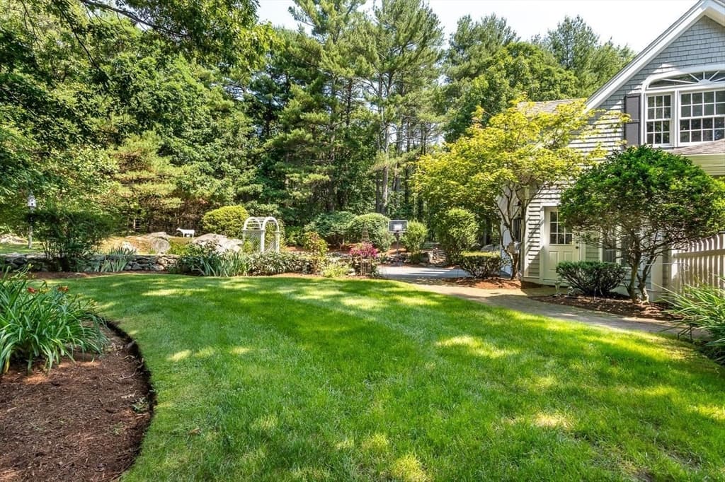 480 York Street, Canton MA 02021 photo 4