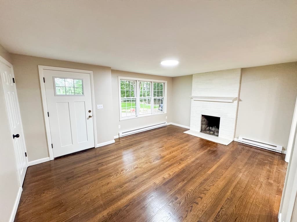 Single Family Residence at 181 Dresser Hill Rd, Dudley MA 01571, Dudley, photo 6 of 21
