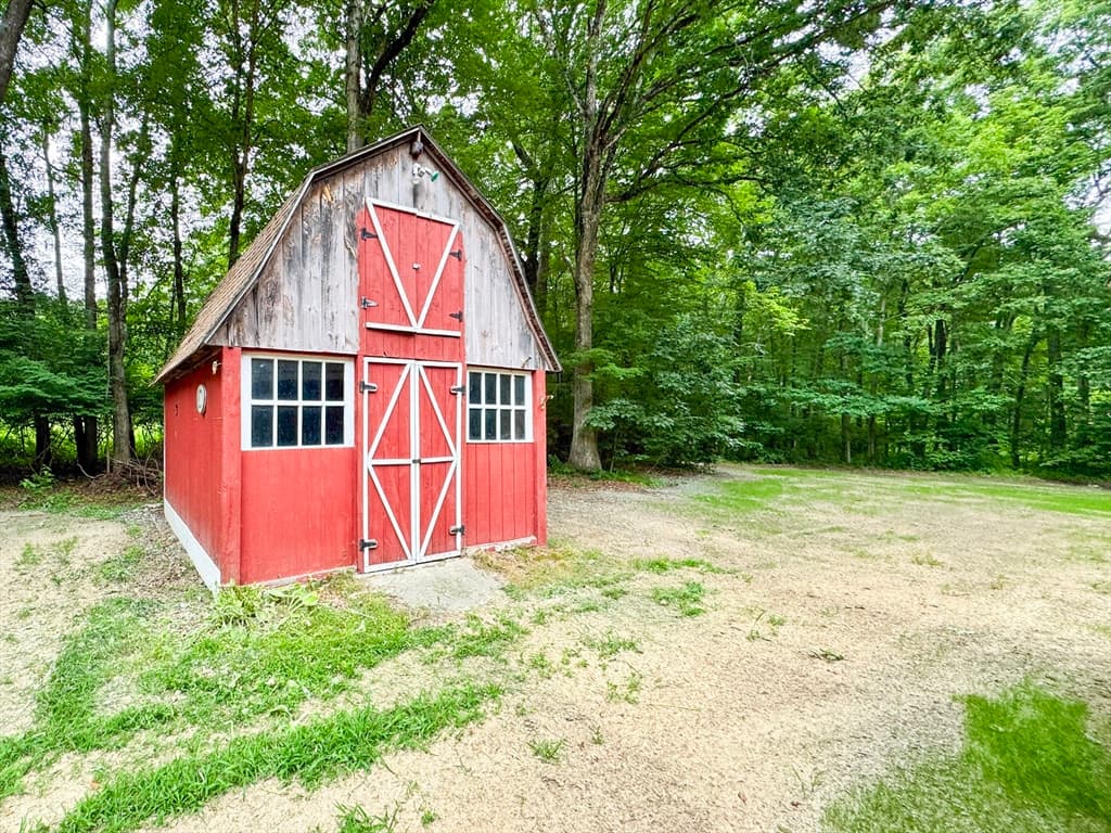 Single Family Residence at 181 Dresser Hill Rd, Dudley MA 01571, Dudley, photo 19 of 21