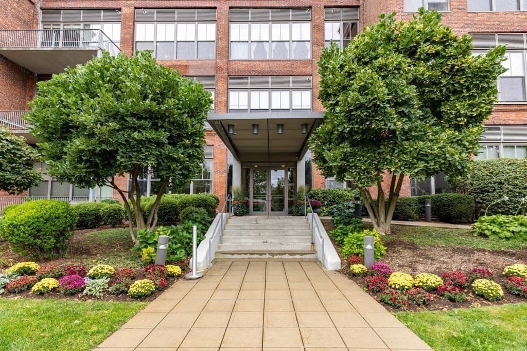 156 Porter St # 320, Boston MA 02128 photo 16