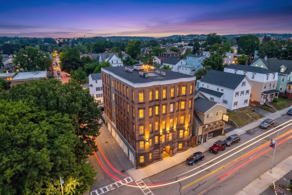 257 Pleasant St # 7, Worcester MA 01609