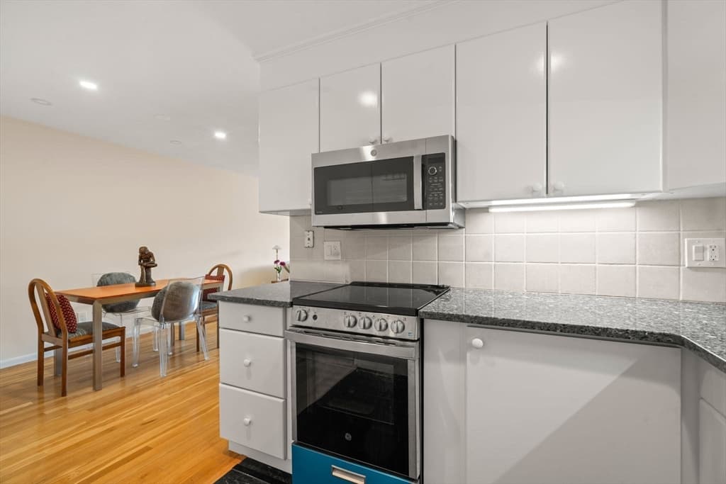 50 Green Street # 401, Brookline MA 02446 photo 5