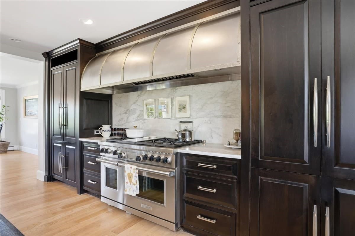 Single Family Residence at 41 Hobart Ln, Cohasset MA 02025, Cohasset, photo 10 of 42