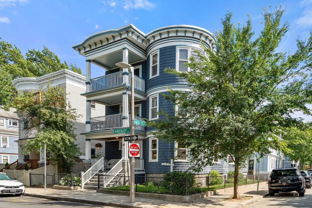 26 Hinckley St # 1, Boston MA 02125 photo 24