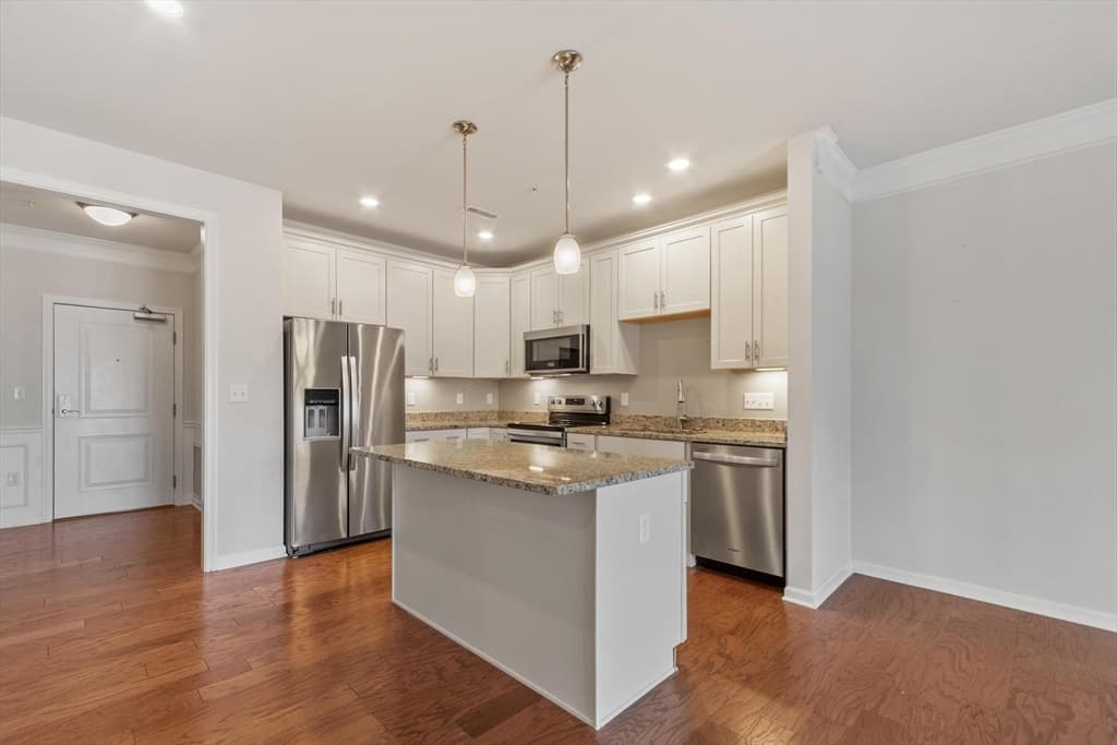 Condominium at 2 Francis Dr # 203, Andover MA 01810, Andover, photo 2 of 32