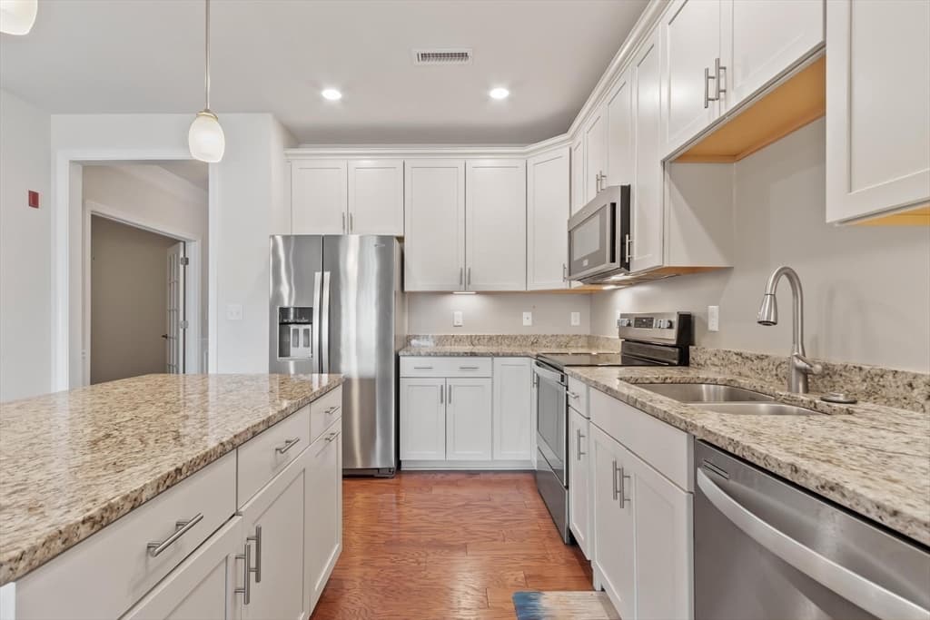 Condominium at 2 Francis Dr # 203, Andover MA 01810, Andover, photo 7 of 32