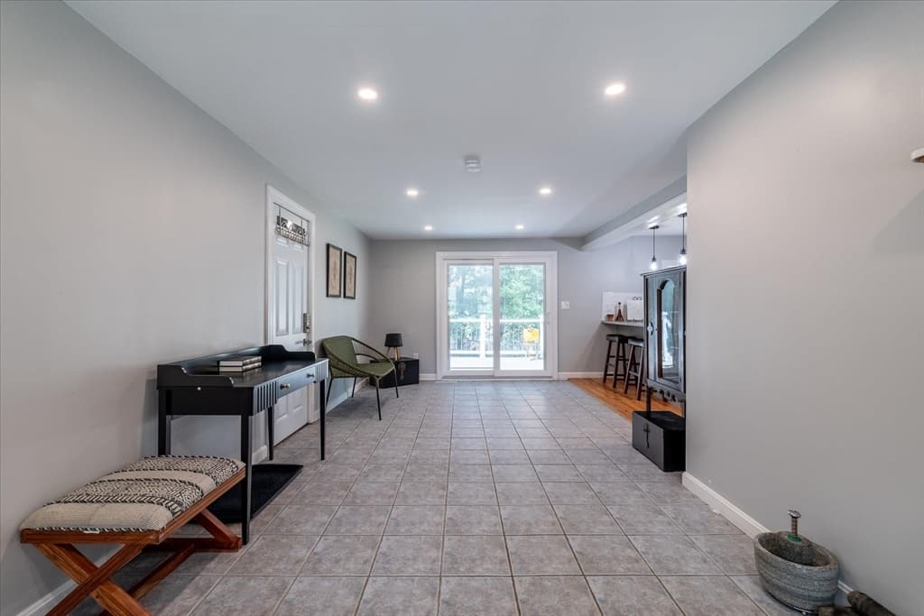 13 Curley Dr, Hudson MA 01749 photo 9