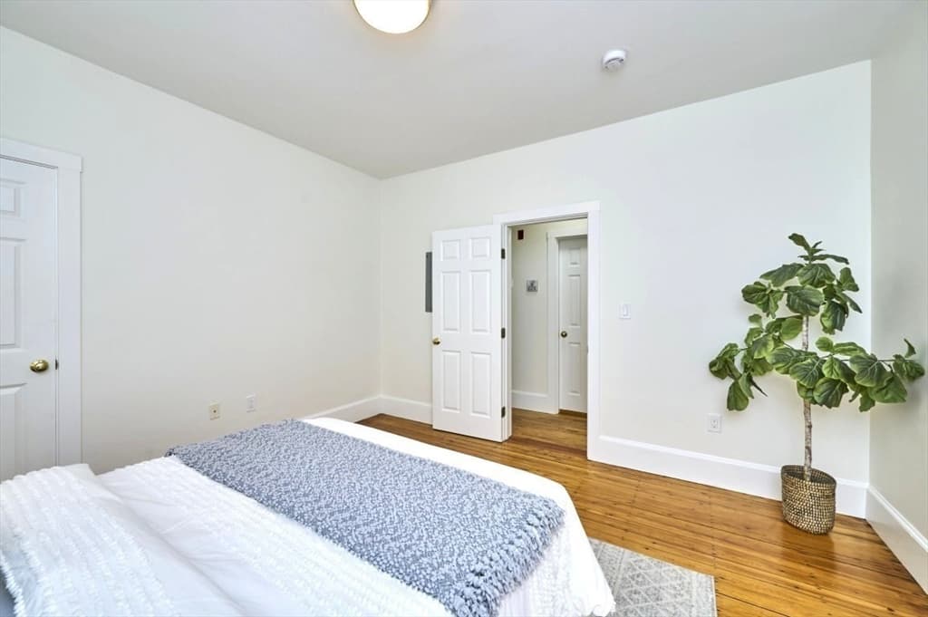 Condominium at 363 Cardinal Medeiros Ave # 363, Cambridge MA 02141, Cambridge, photo 12 of 20