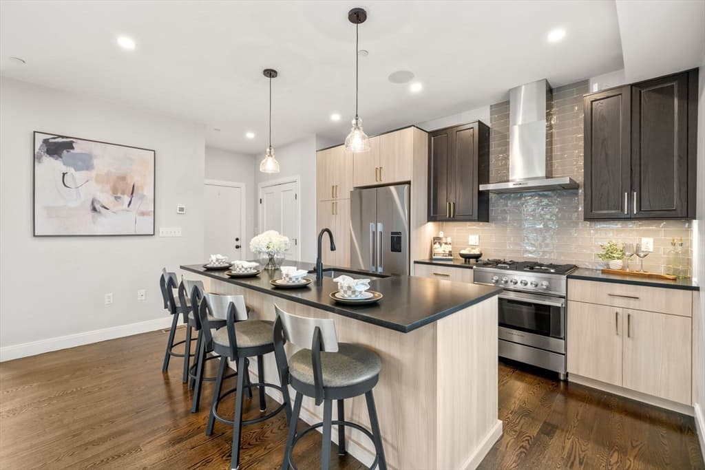38 Armandine Street # 1, Boston MA 02124 photo 3