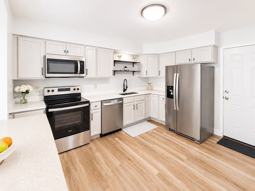 25 Gediminas St # 25, Worcester MA 01610 photo 11