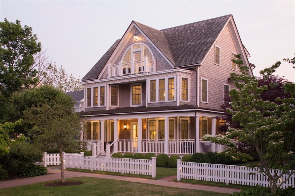 131 North Water St-Collins Cottage # 22, Edgartown MA 02539 photo 2