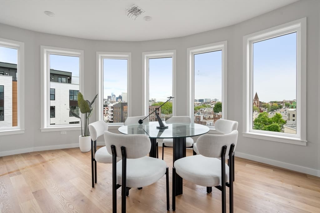 267 Old Colony # 404, Boston MA 02127 photo 6