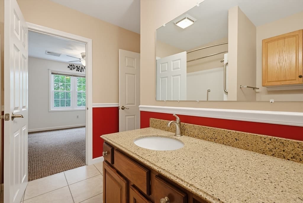 206 Laurelwood Dr # 206, Hopedale MA 01747 photo 26