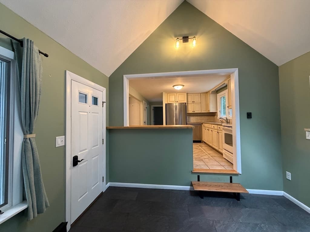 7 Wayne Dr, Foxboro MA 02035 photo 16