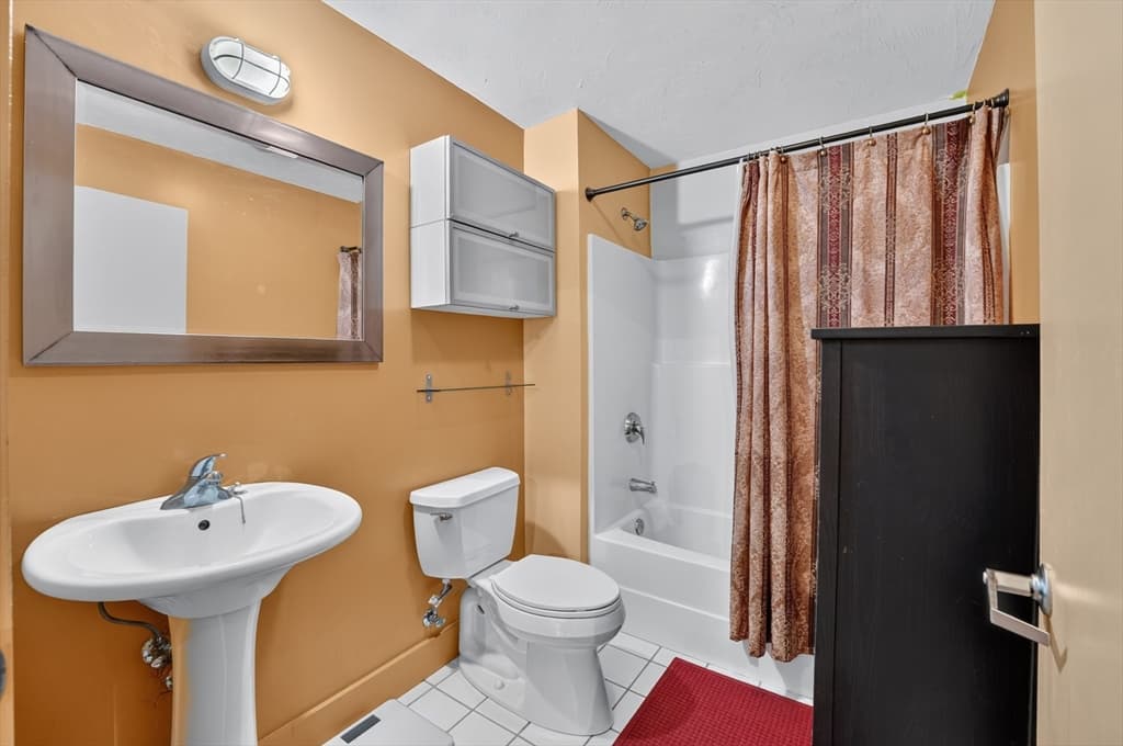 13 Willow # 205, Lynn MA 01901 photo 12