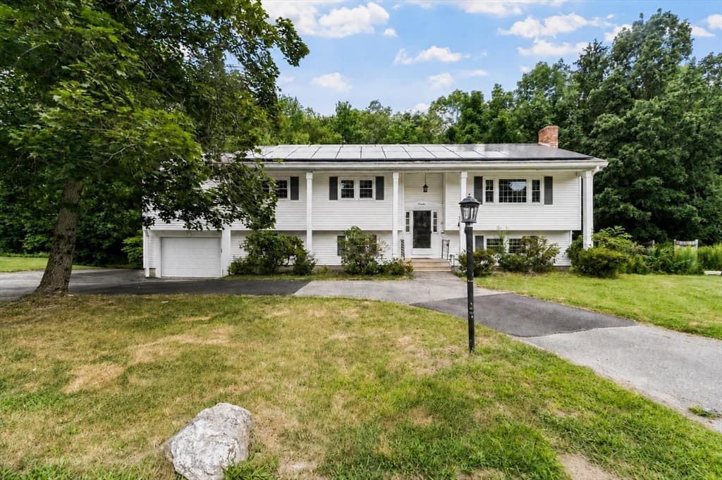 14 Olde Berry Road, Andover MA 01810 photo 2