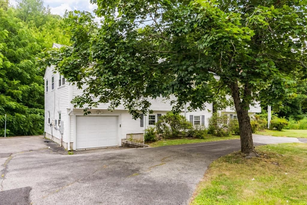 14 Olde Berry Road, Andover MA 01810 photo 3