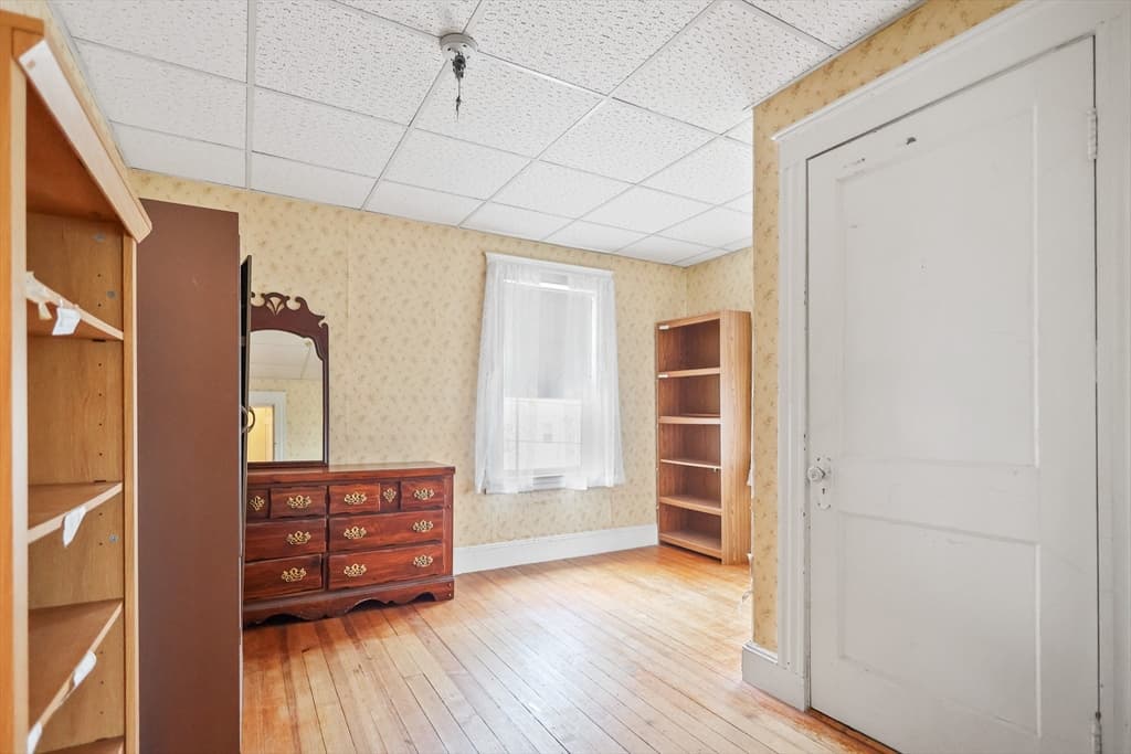 Single Family Residence at 13 Endicott St, Lawrence MA 01841, Lawrence, photo 20 of 31