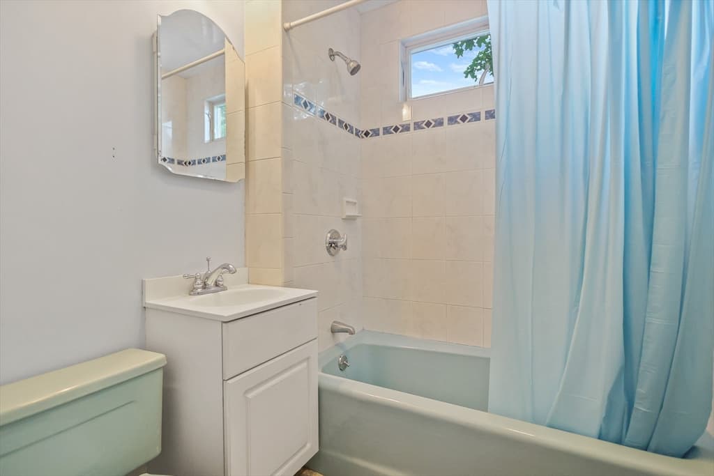 Single Family Residence at 13 Endicott St, Lawrence MA 01841, Lawrence, photo 21 of 31