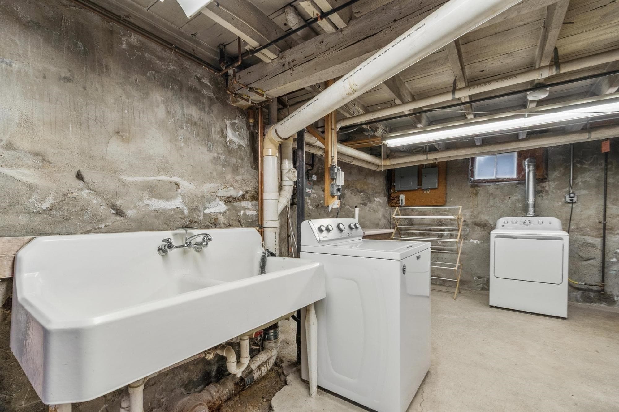 Single Family Residence at 8 Chase Street, Beverly MA 01915, Beverly, photo 22 of 32