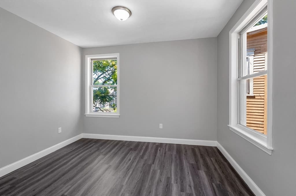 50-52 Willow Street, Lowell MA 01852 photo 14