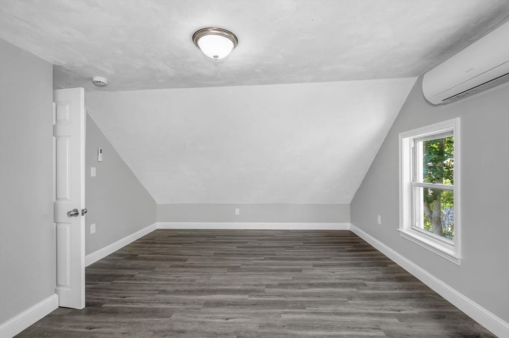 50-52 Willow Street, Lowell MA 01852 photo 8