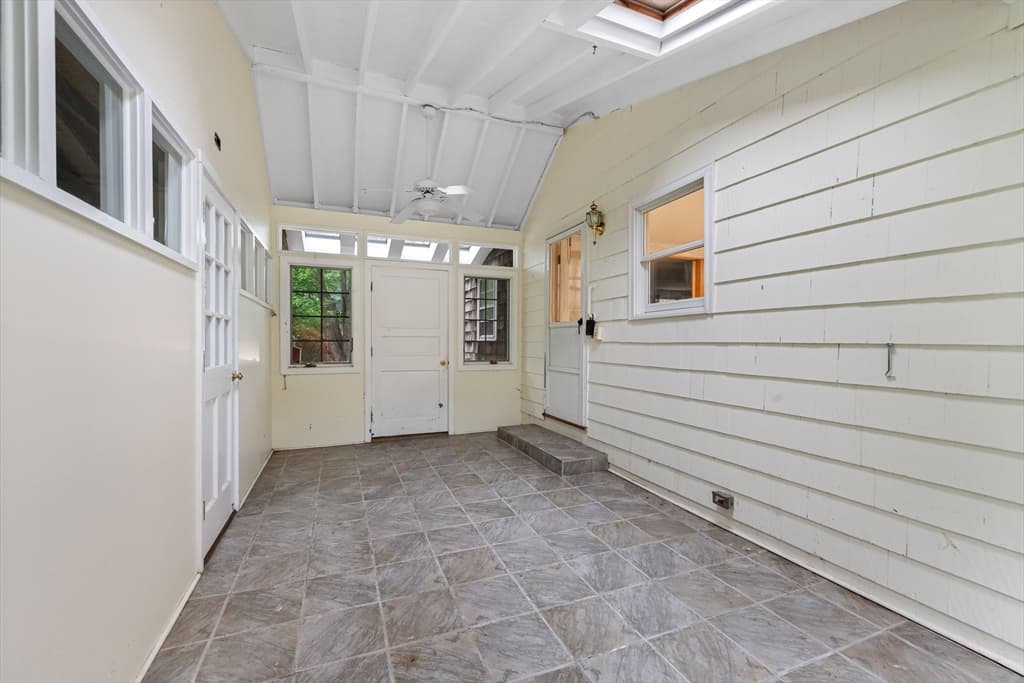 166 Pine St, Manchester MA 01944 photo 15