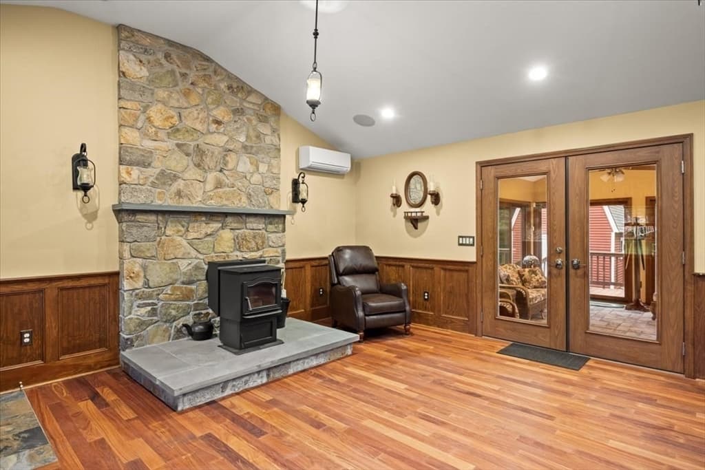 195 Colonial Dr, Somerset MA 02726 photo 20