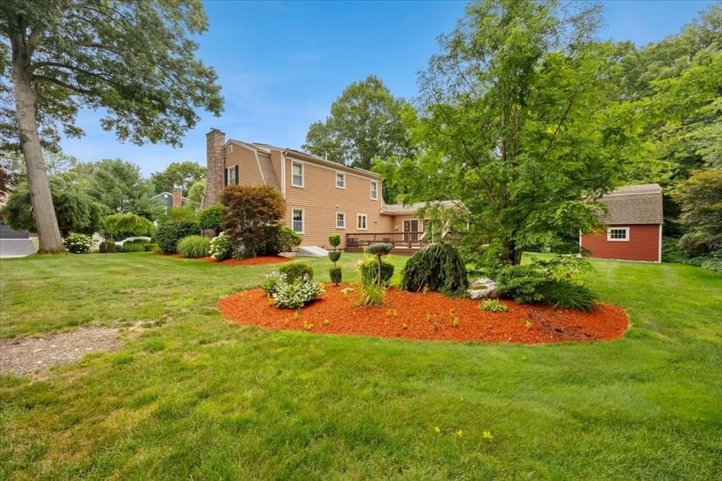 195 Colonial Dr, Somerset MA 02726 photo 10