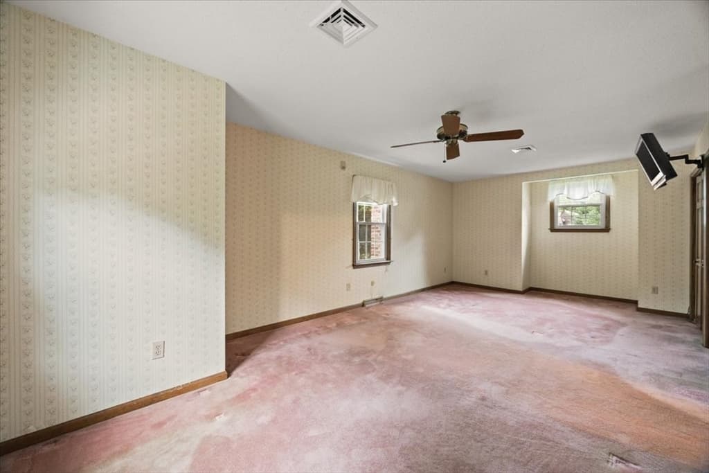 195 Colonial Dr, Somerset MA 02726 photo 35