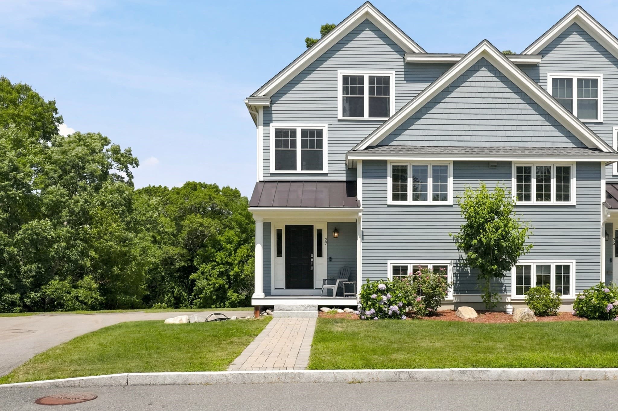 Condominium at 27 Clarks Hill Ln # 27, Framingham MA 01702, photo 2 of 42