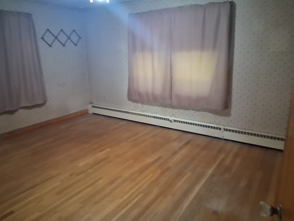 45 Erie Ave, Worcester MA 01605 photo 8