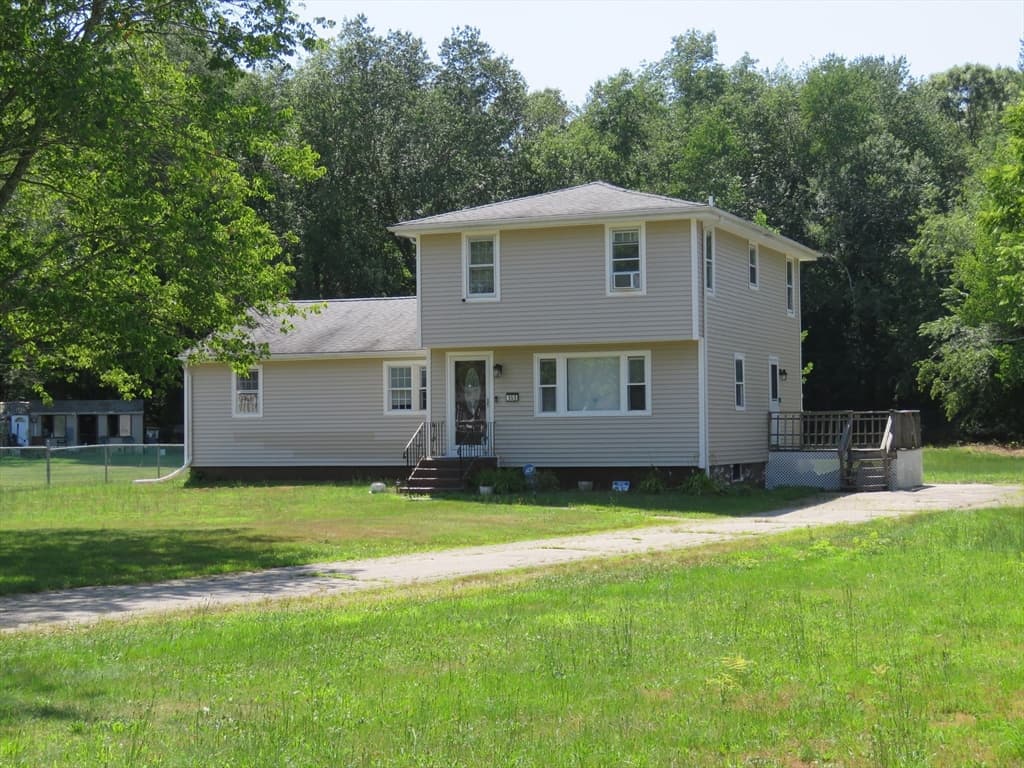 55-1/2 Liberty St, Taunton MA 02718
