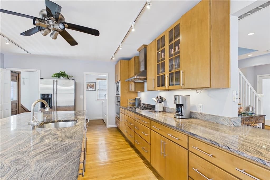 52 Boutwell St # 2, Boston MA 02122 photo 18