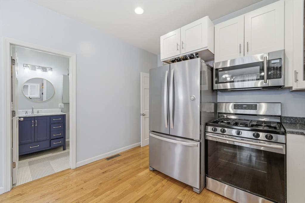 518 Main St # 2, Medford MA 02155 photo 7