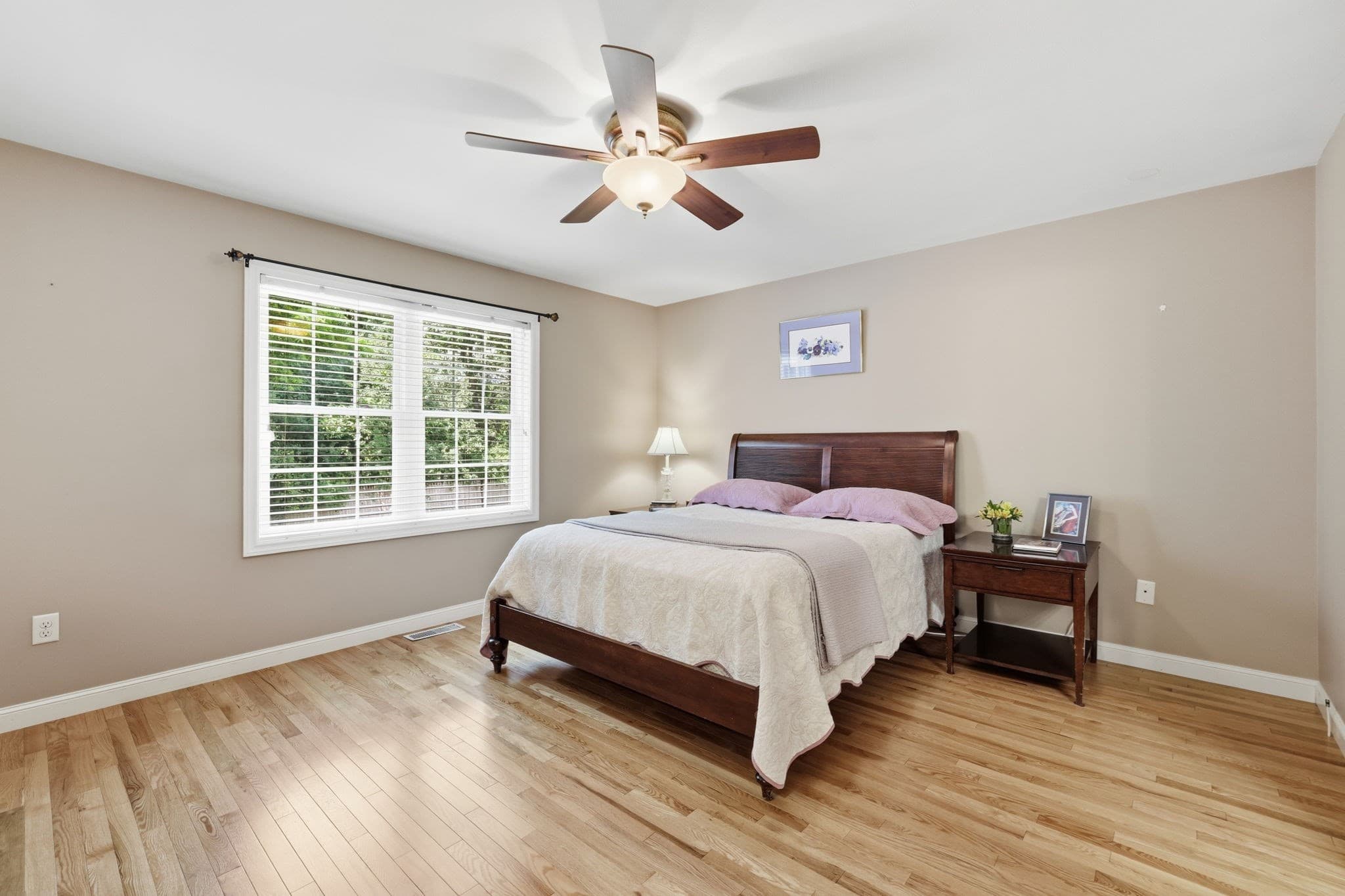Condominium at 39 Russell Farm Dr # 39, Methuen MA 01844, Methuen, photo 20 of 42