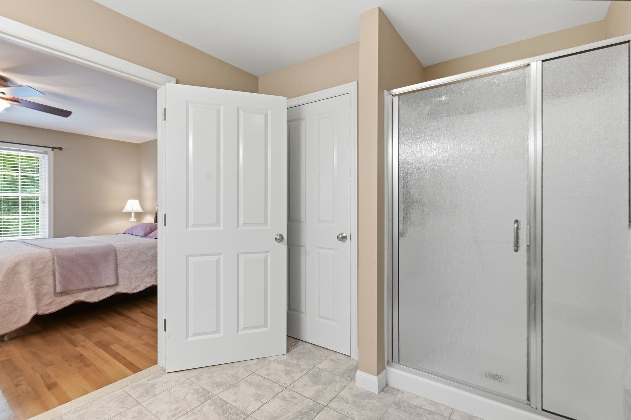 Condominium at 39 Russell Farm Dr # 39, Methuen MA 01844, Methuen, photo 25 of 42