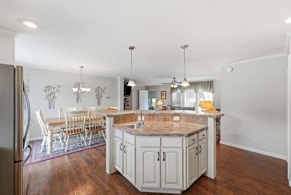 11 Carol Circle, Westfield MA 01085 photo 11