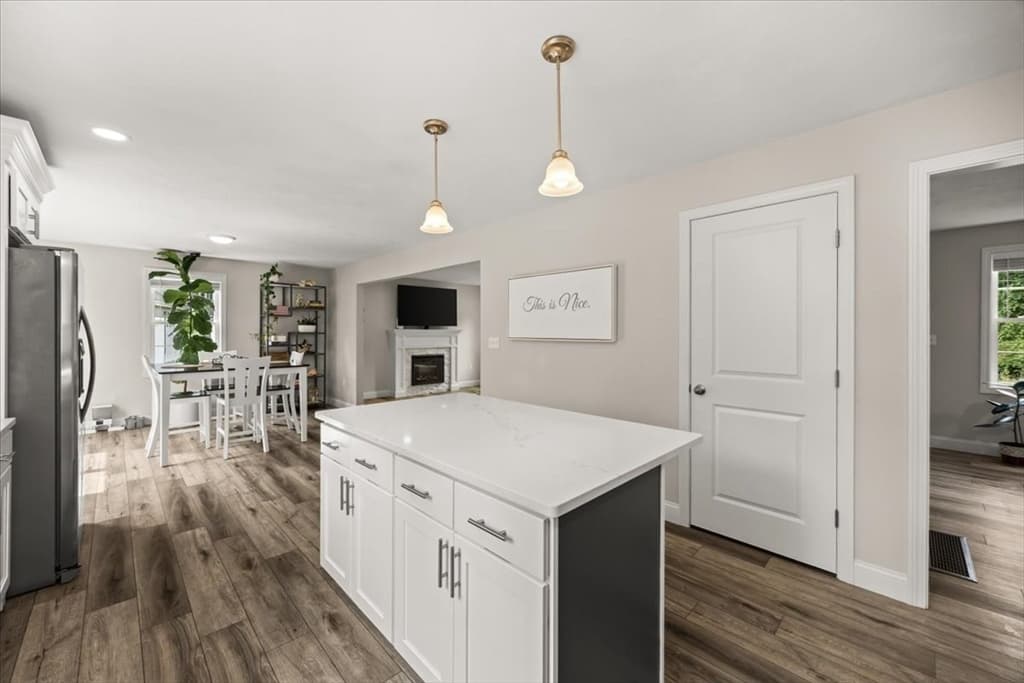 430 Thrasher St, Raynham MA 02767 photo 17