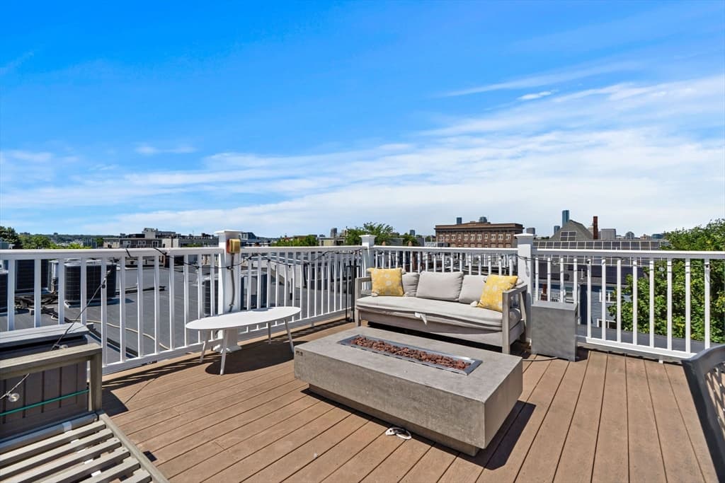 17 Vinton Street, Boston MA 02127 photo 7