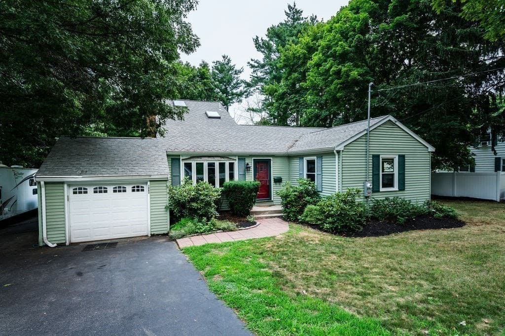 Single Family Residence at 1083 Edgell Rd, Framingham MA 01701, Framingham, photo 2 of 34