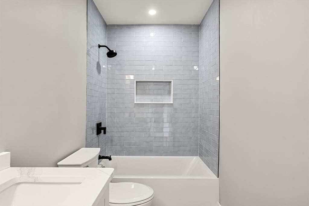 1088 Saratoga St # 3, Boston MA 02128 photo 12